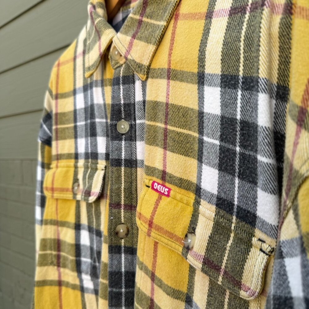Deus Ex Machina Vacay Check Flannel